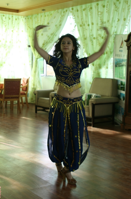 新疆民间舞蹈.19