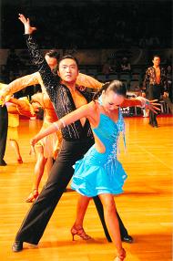 全国冠军    国际级教师.JPG