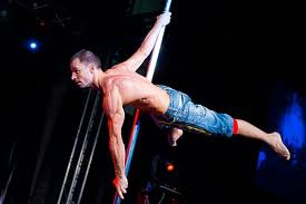 pole dancer4.jpg