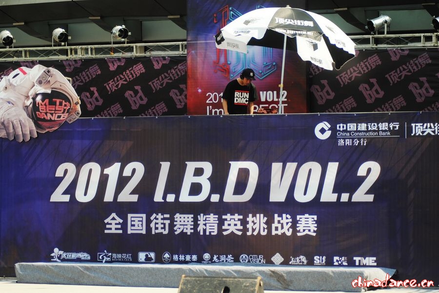 照片2012.6.16.图片 086.jpg