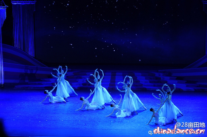 开幕式：桃李争艳之超越《小夜曲》北京舞蹈学院附中2.jpg