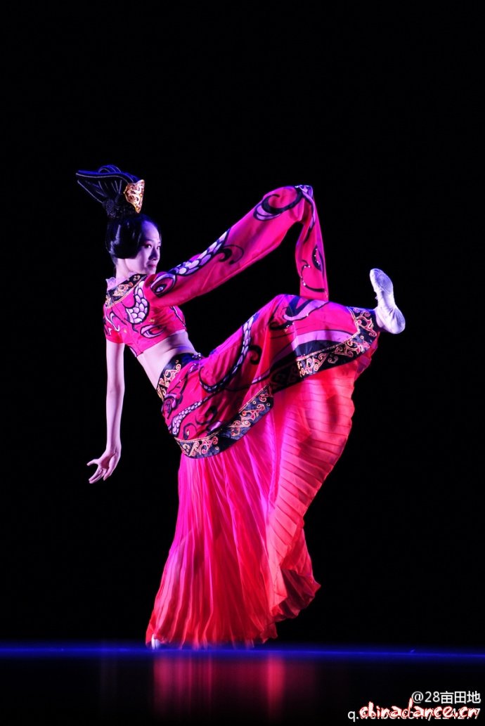 中国古典舞少年组决赛《楚优》2号.3.jpg