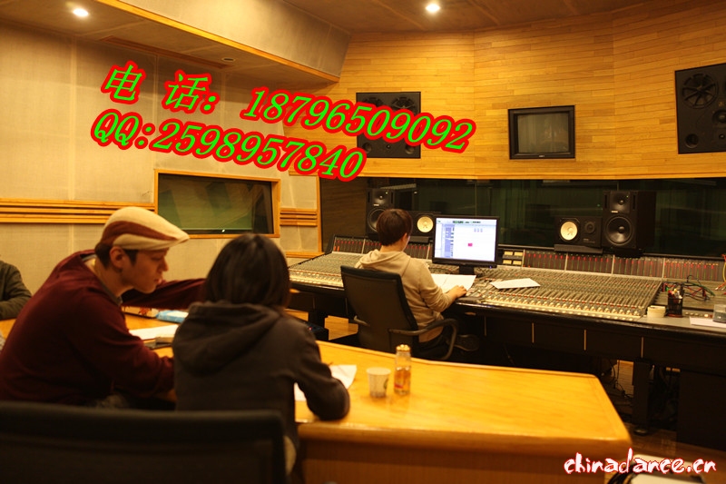 韩国录音室 (2)_副本.jpg