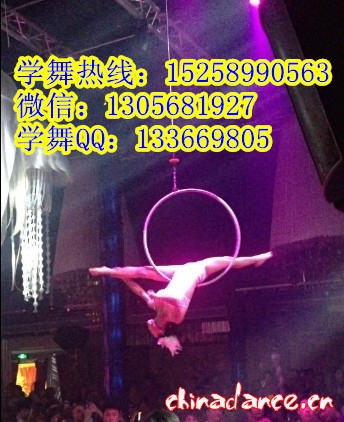 吊环舞1.jpg