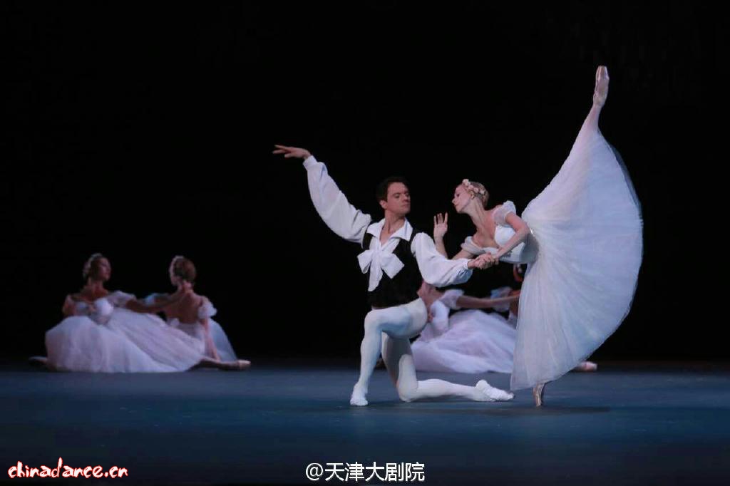 马林斯基芭蕾舞团《福金三部曲》之仙女们 诗人与仙女翩翩起舞