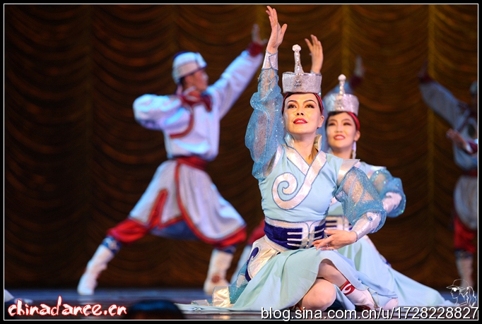 蒙古军队歌舞团首场访华演出·舞蹈节目精彩剧照二