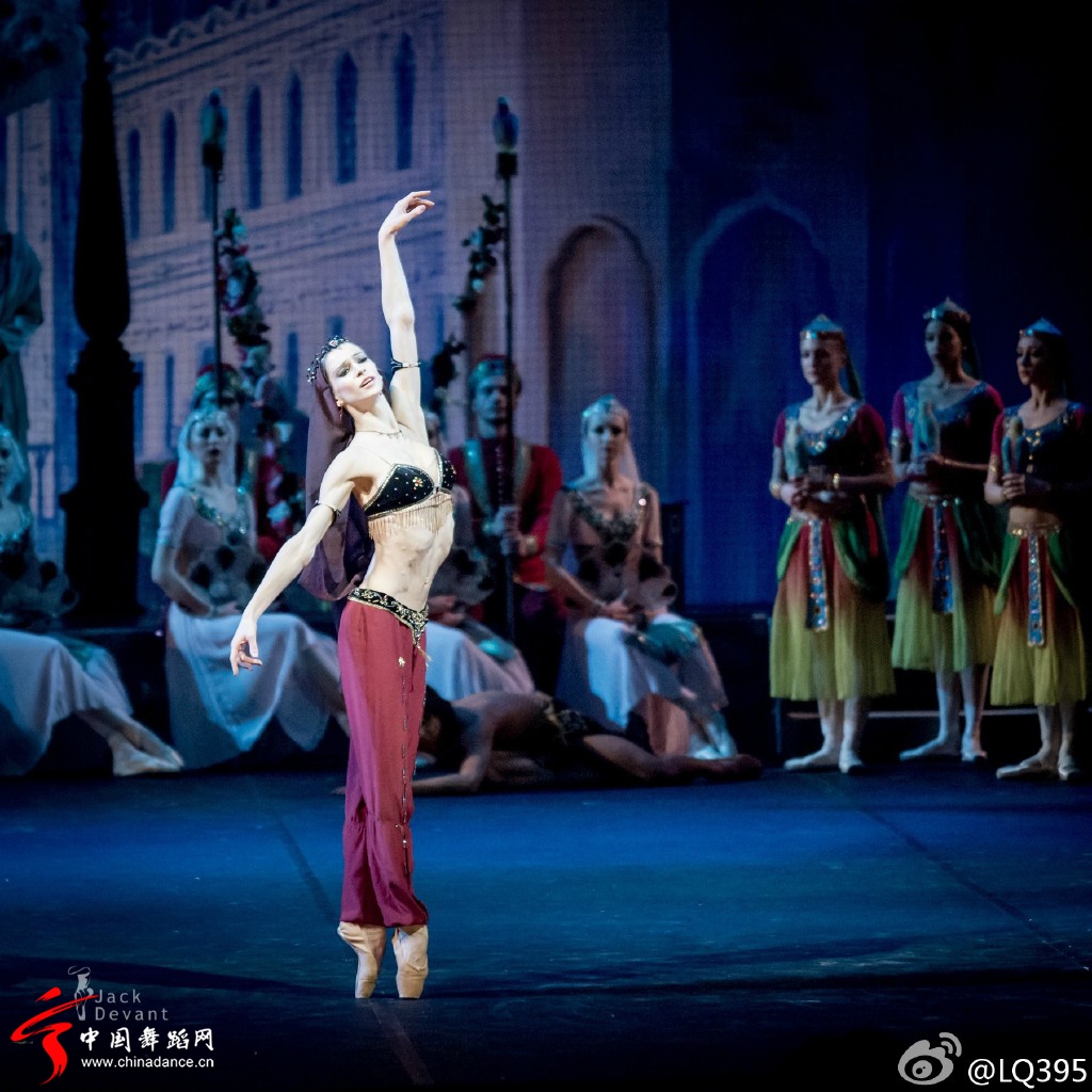 芭蕾 舞剧 舞姬 1.jpg