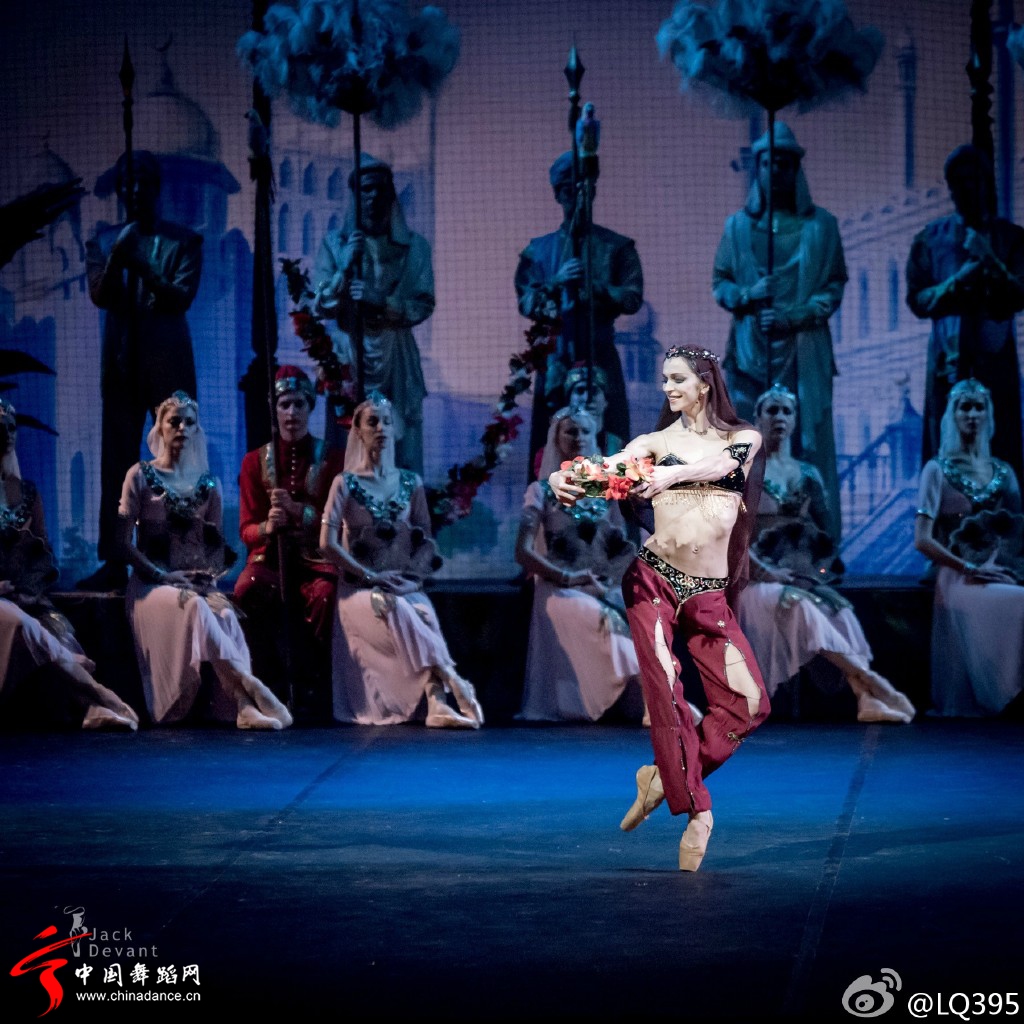 芭蕾 舞剧 舞姬 3.jpg