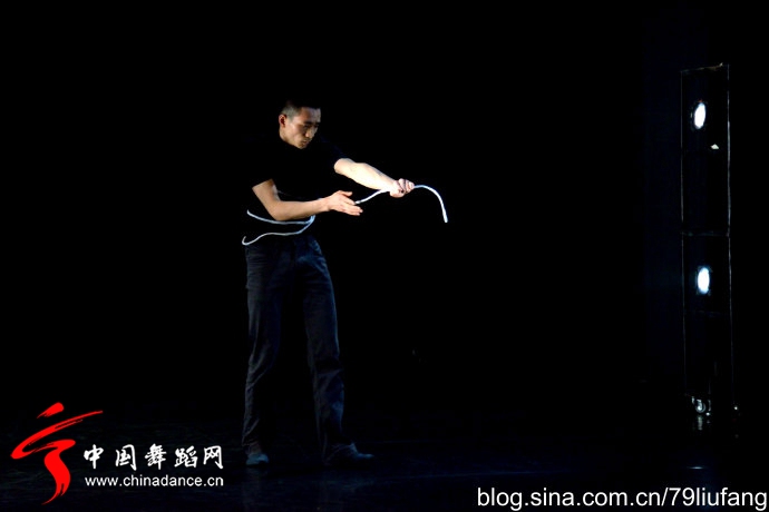 北京雷动天下现代舞团 界20.jpg