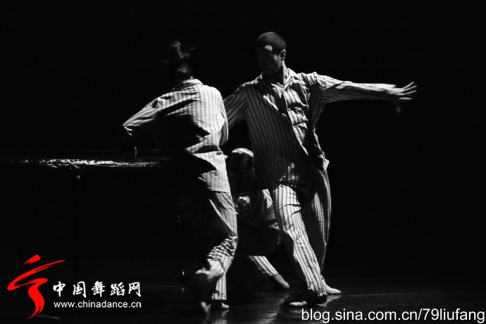 北京雷动天下现代舞团 一个空间08.jpg