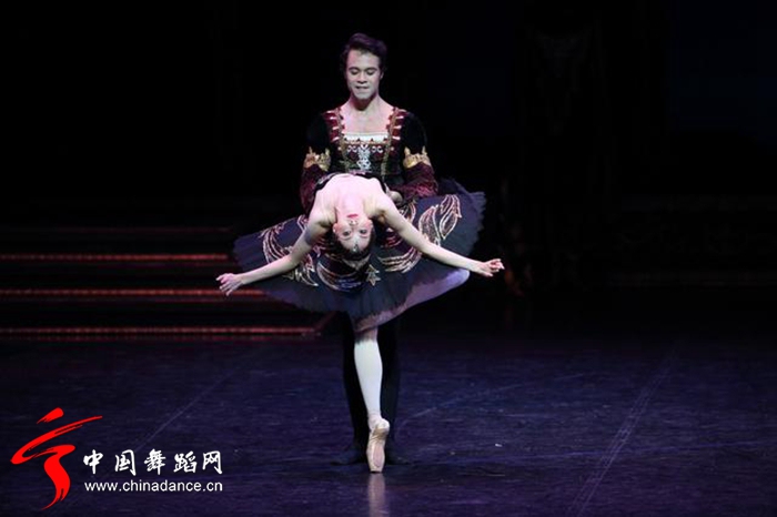 中央芭蕾舞团 天鹅湖06.jpg