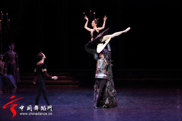 中央芭蕾舞团 天鹅湖08.jpg