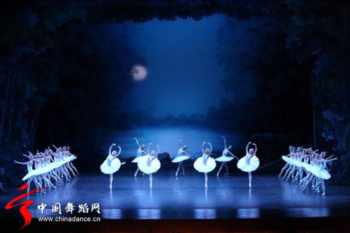 中央芭蕾舞团 天鹅湖13.jpg