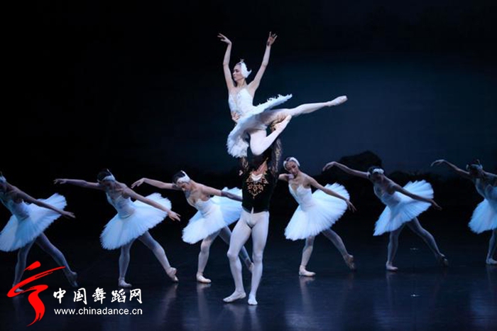 中央芭蕾舞团 天鹅湖16.jpg