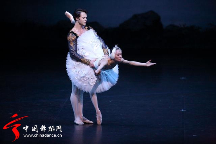 中央芭蕾舞团 天鹅湖27.jpg