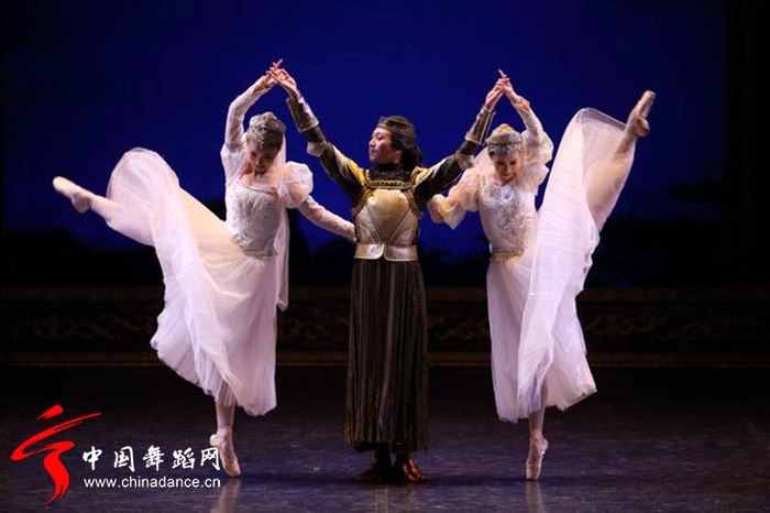 中央芭蕾舞团 天鹅湖28.jpg