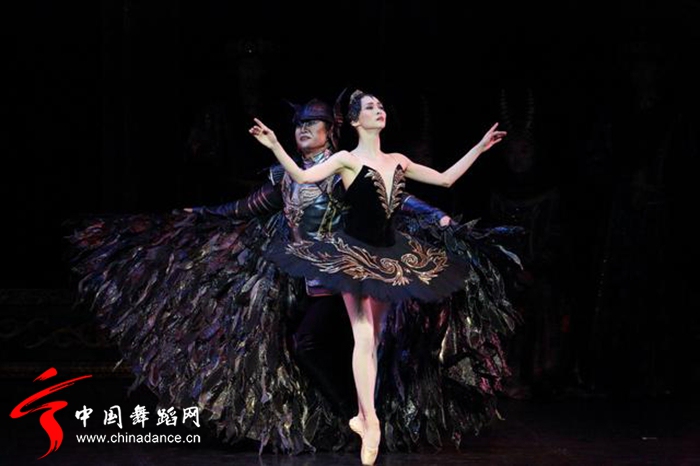中央芭蕾舞团 天鹅湖39.jpg