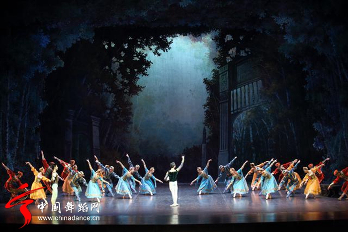 中央芭蕾舞团 天鹅湖52.jpg