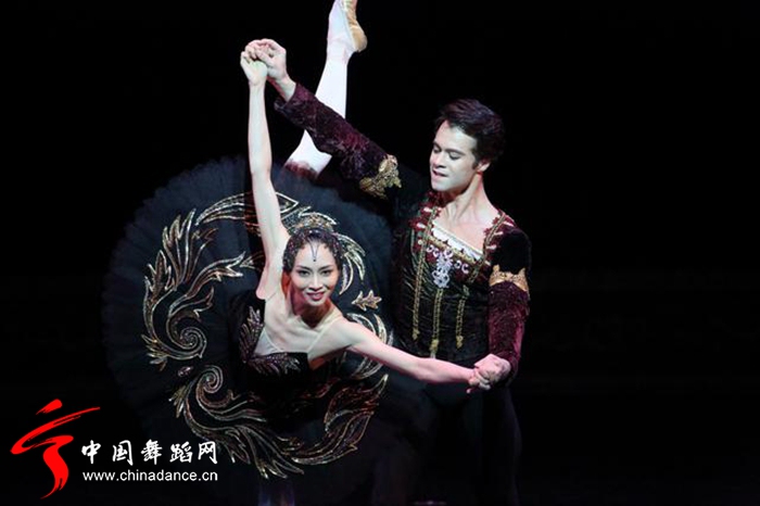 中央芭蕾舞团 天鹅湖62.jpg