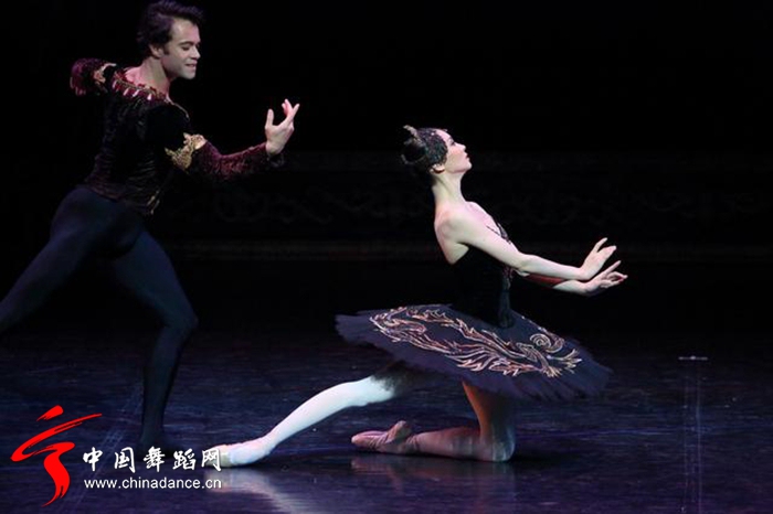 中央芭蕾舞团 天鹅湖63.jpg