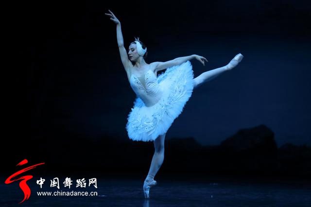 中央芭蕾舞团 马卡洛娃版本 天鹅湖51.jpg