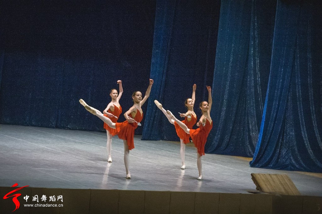 基辅芭蕾学校的学生演出06.jpg