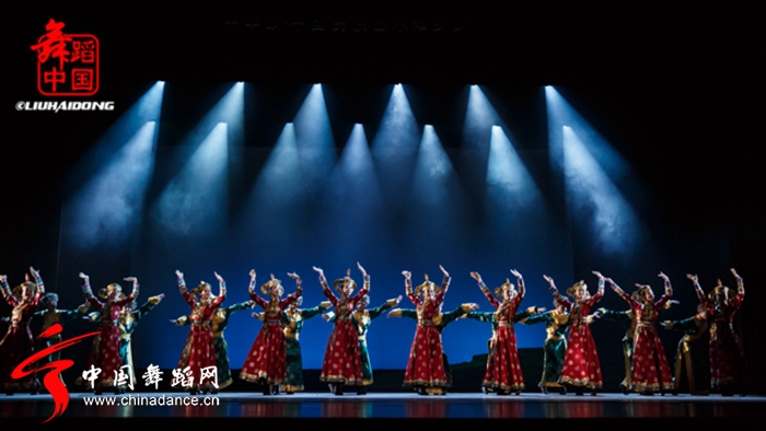 《中华颂 中国民族舞蹈知多少》梅兰芳大剧院上演10.jpg