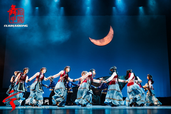 《中华颂 中国民族舞蹈知多少》梅兰芳大剧院上演39.jpg