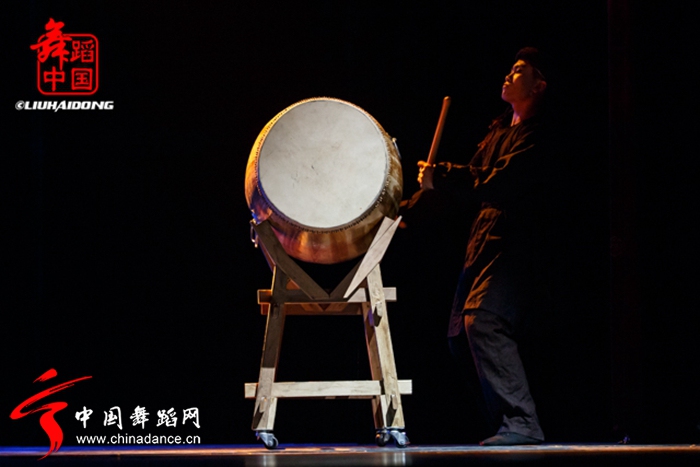 《中华颂 中国民族舞蹈知多少》梅兰芳大剧院上演60.jpg