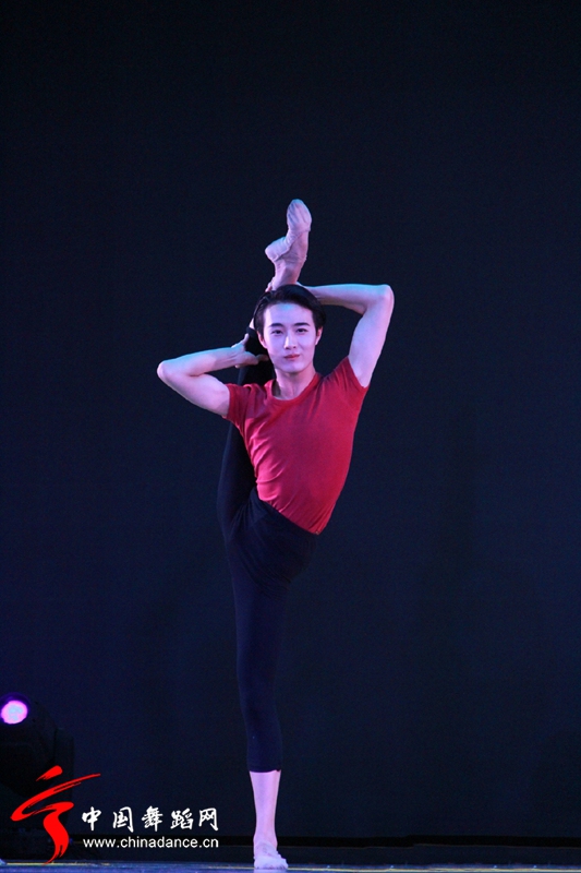 中央民族大学舞蹈学院第十二届 新人杯颁奖晚会02.jpg