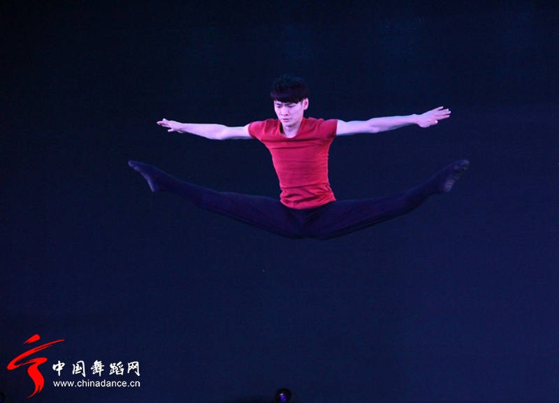 中央民族大学舞蹈学院第十二届 新人杯颁奖晚会03.jpg