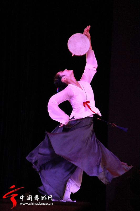 中央民族大学舞蹈学院第十二届 新人杯颁奖晚会14.jpg