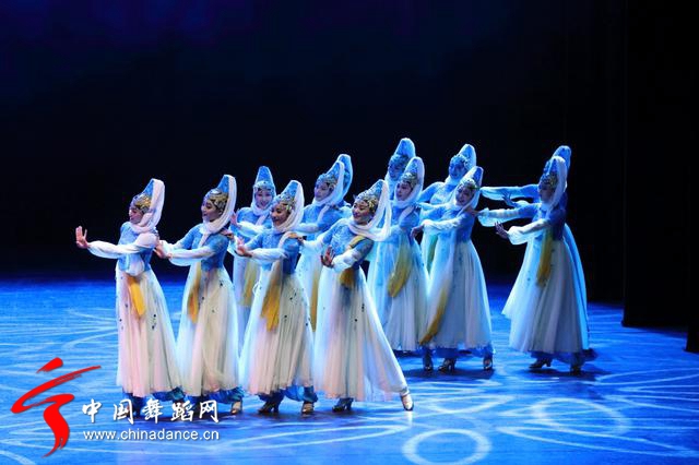 中央民族歌舞团《舞在天地间》第3季01.jpg