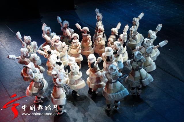 中央民族歌舞团《舞在天地间》第3季16.jpg