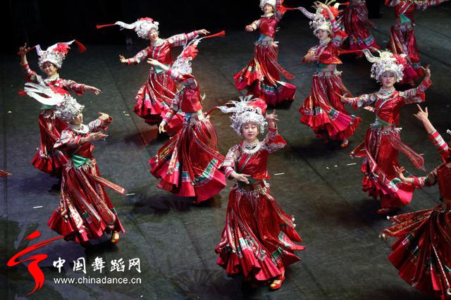 中央民族歌舞团《舞在天地间》第3季22.jpg
