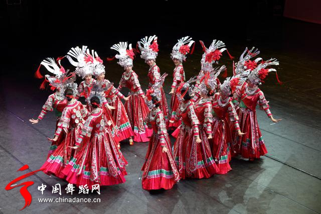 中央民族歌舞团《舞在天地间》第3季24.jpg