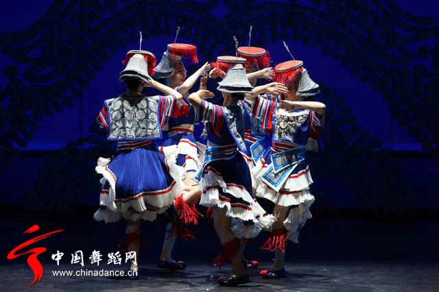 中央民族歌舞团《舞在天地间》第3季57.jpg