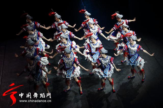 中央民族歌舞团《舞在天地间》第3季58.jpg