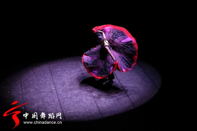 中央民族歌舞团《舞在天地间》第3季65.jpg