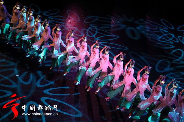 中央民族歌舞团《舞在天地间》第3季78.jpg