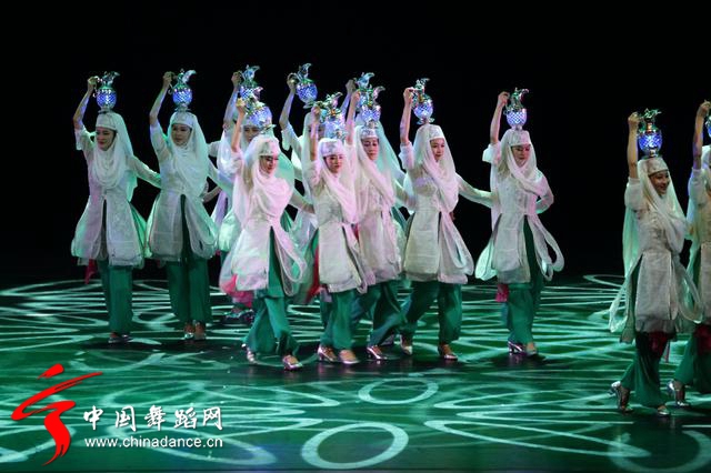 中央民族歌舞团《舞在天地间》第3季91.jpg