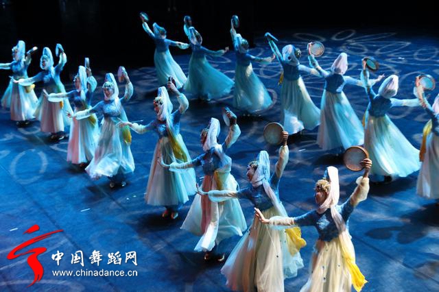 中央民族歌舞团《舞在天地间》第3季93.jpg