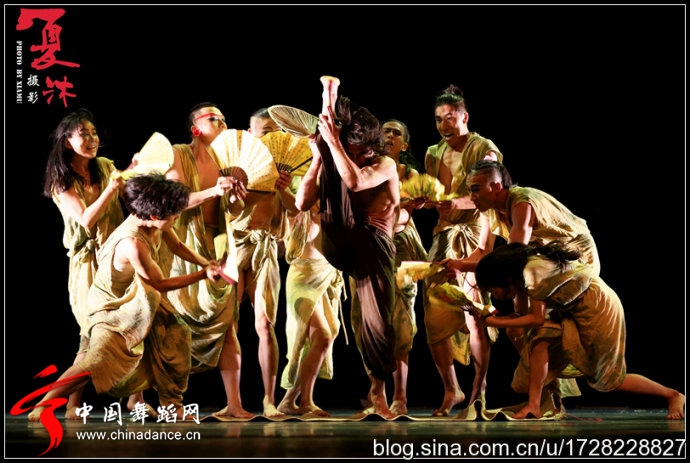 北京现代舞团作品 二十四节气花间十二声111.jpg