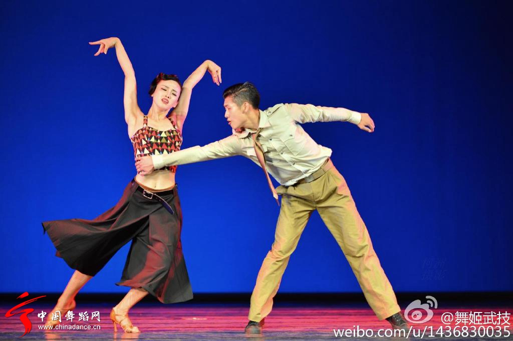 北京舞蹈学院社会舞蹈系2012级国标班毕业晚会35.jpg