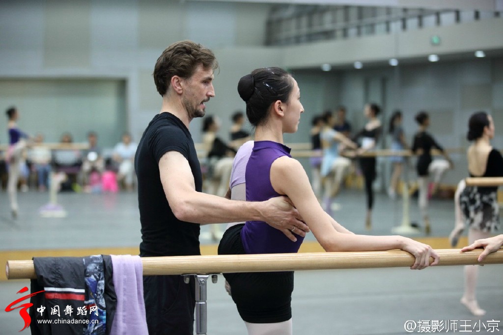 第三届北京国际芭蕾舞暨编舞比赛 比赛场外大师课09.jpg