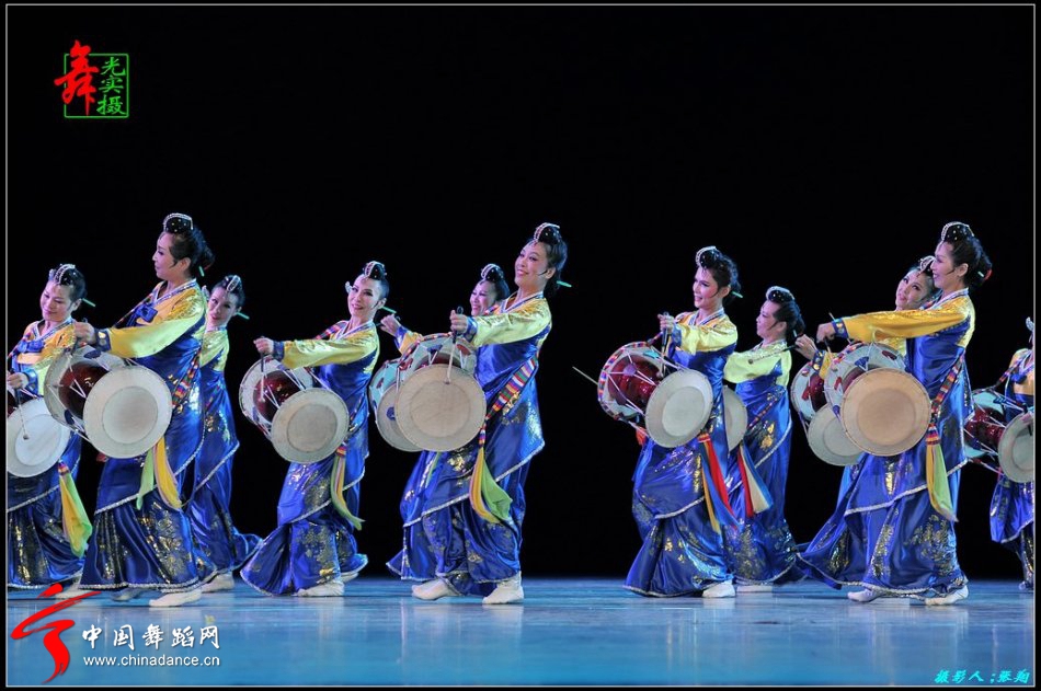 第14届北京舞蹈大赛--业余组展示《长鼓敲起来》08.jpg