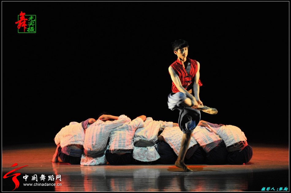第14届北京舞蹈大赛专业少年组展示《嘎子们》01.jpg