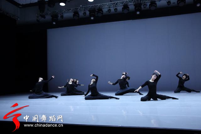 陶身体剧场八周年《现在·舞》 第三届国际芭蕾舞暨编舞比赛15.jpg