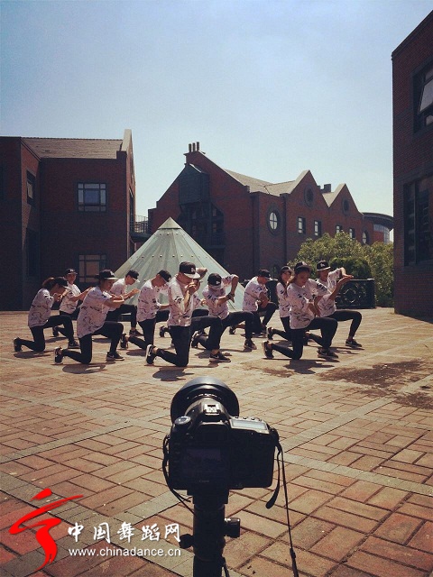 b.hop&amp;V-WORLD (13).jpg