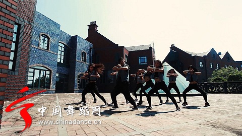 vivi 序列 01_3.jpg